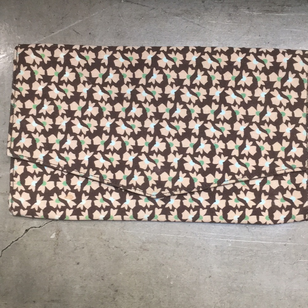 Gap Clutch
